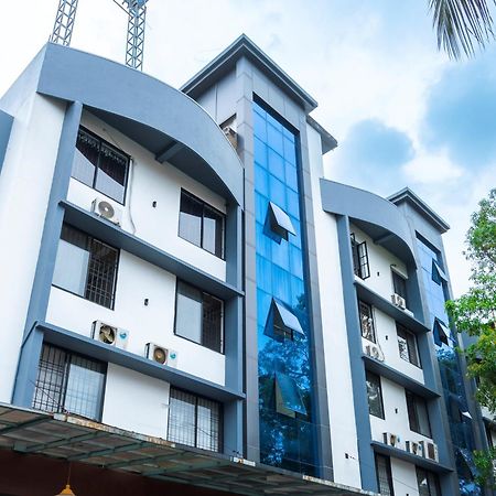 Kay Pee'S Grande Hotel Kochi Екстериор снимка