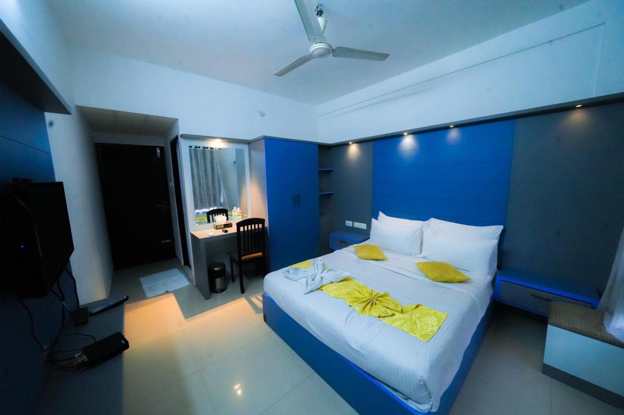 Kay Pee'S Grande Hotel Kochi Екстериор снимка