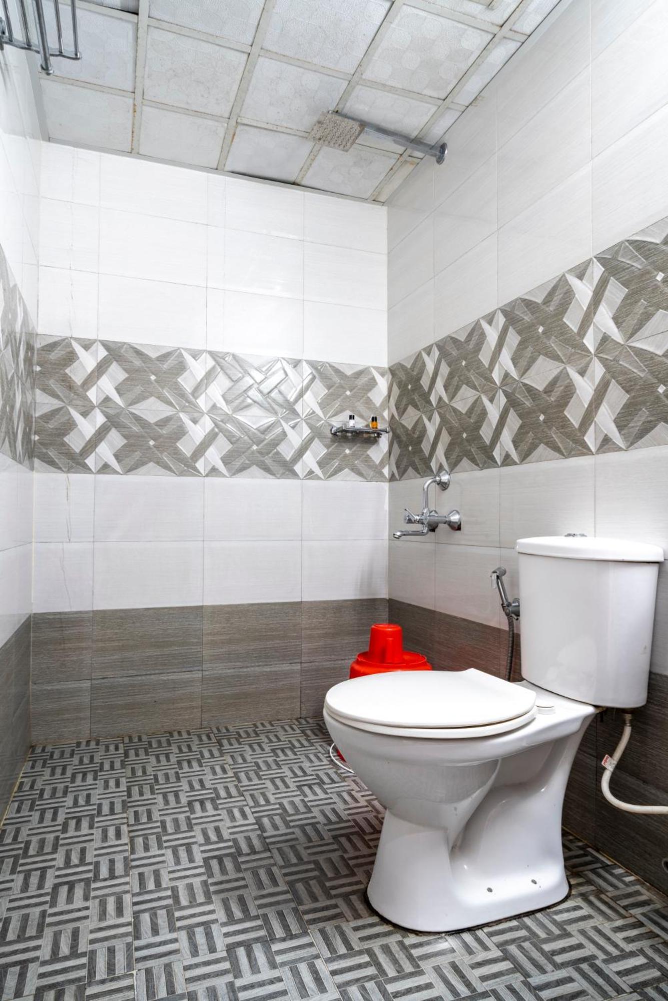 Kay Pee'S Grande Hotel Kochi Екстериор снимка