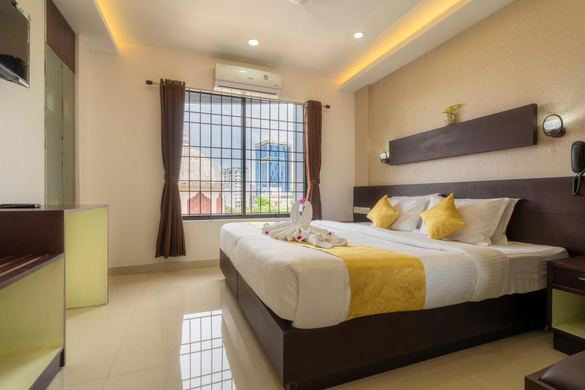 Kay Pee'S Grande Hotel Kochi Екстериор снимка