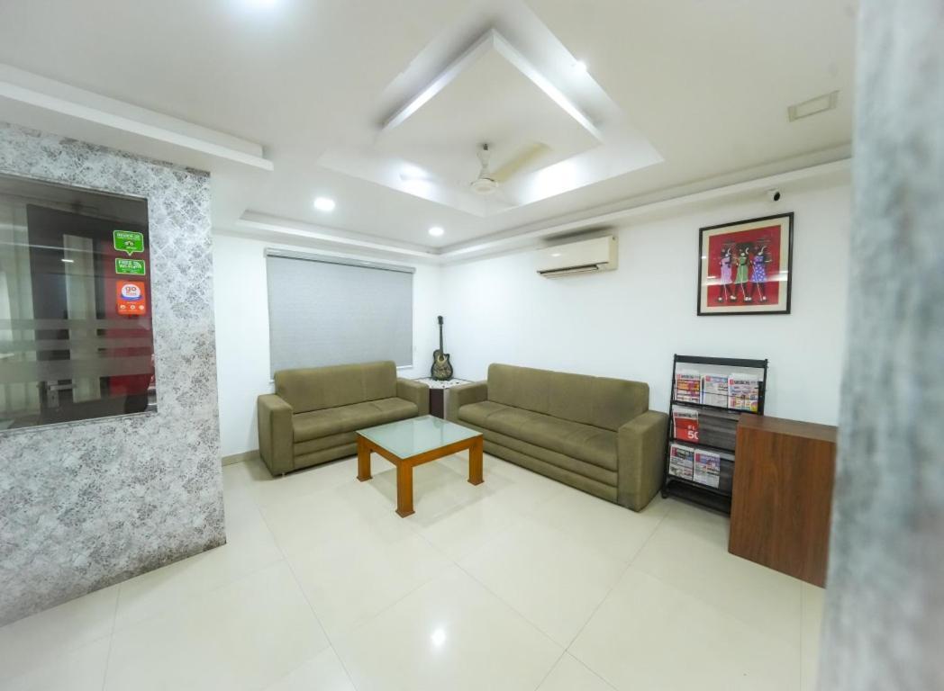 Kay Pee'S Grande Hotel Kochi Екстериор снимка